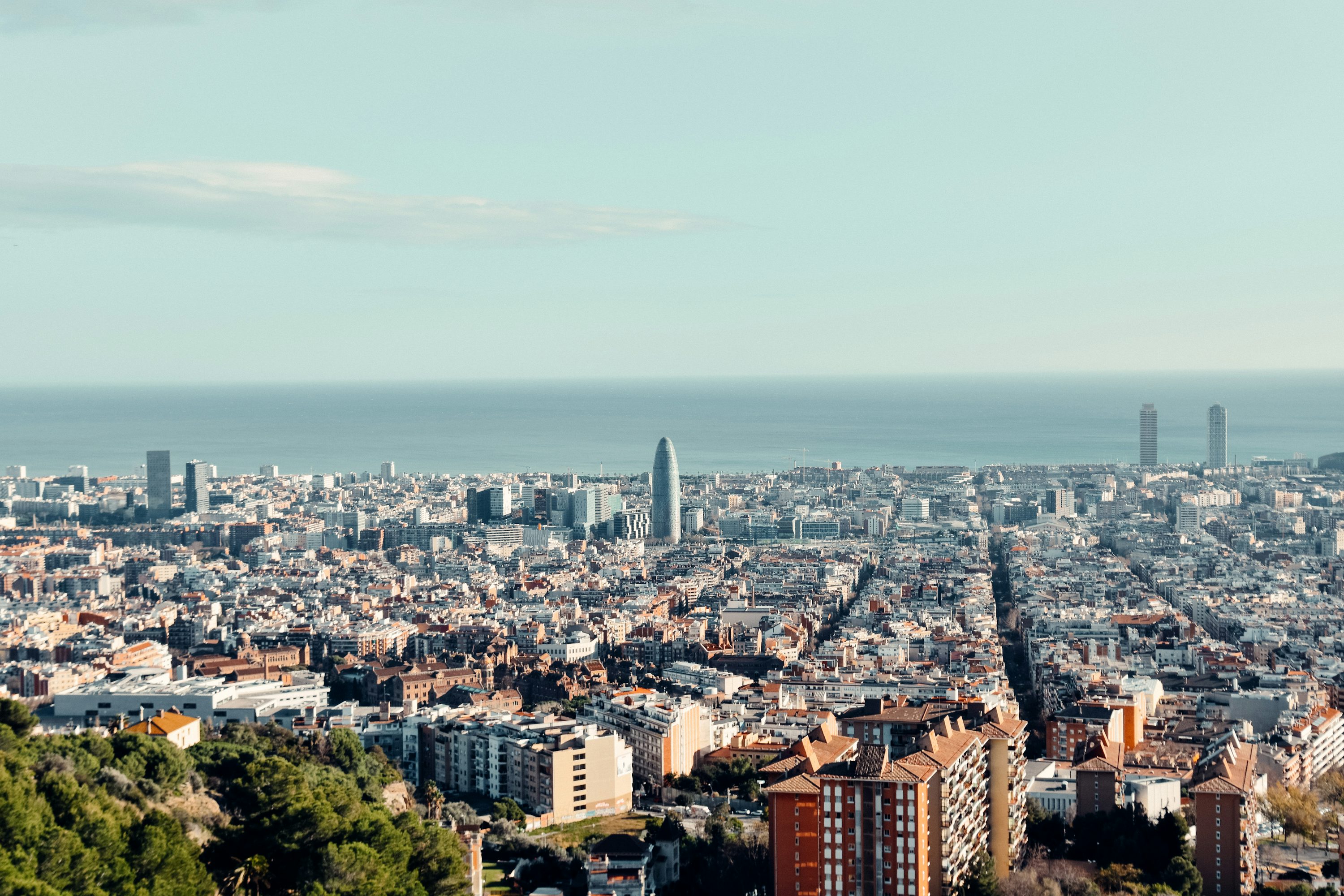 Digital Nomads in Barcelona: A Complete 2025 Guide